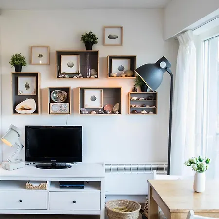 Charming Studio In 아파트 브레데네